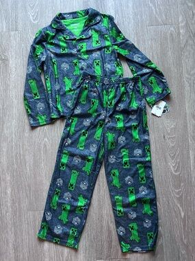 NWT Minecraft Boys Button Up Pajama Set Creeper Grey Green Size 10